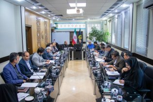 مجمع عمومی عادی سالیانه شرکت معادن خاور برگزار شد